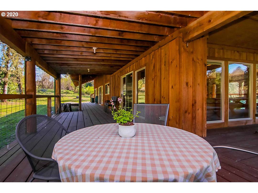 2881 Bar L Ranch Road Glide, OR 97443 - Photo 6 of 32 Gallery Image 6