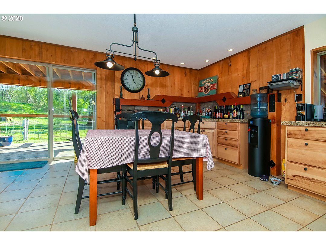 2881 Bar L Ranch Road Glide, OR 97443 - Photo 10 of 32 Gallery Image 10