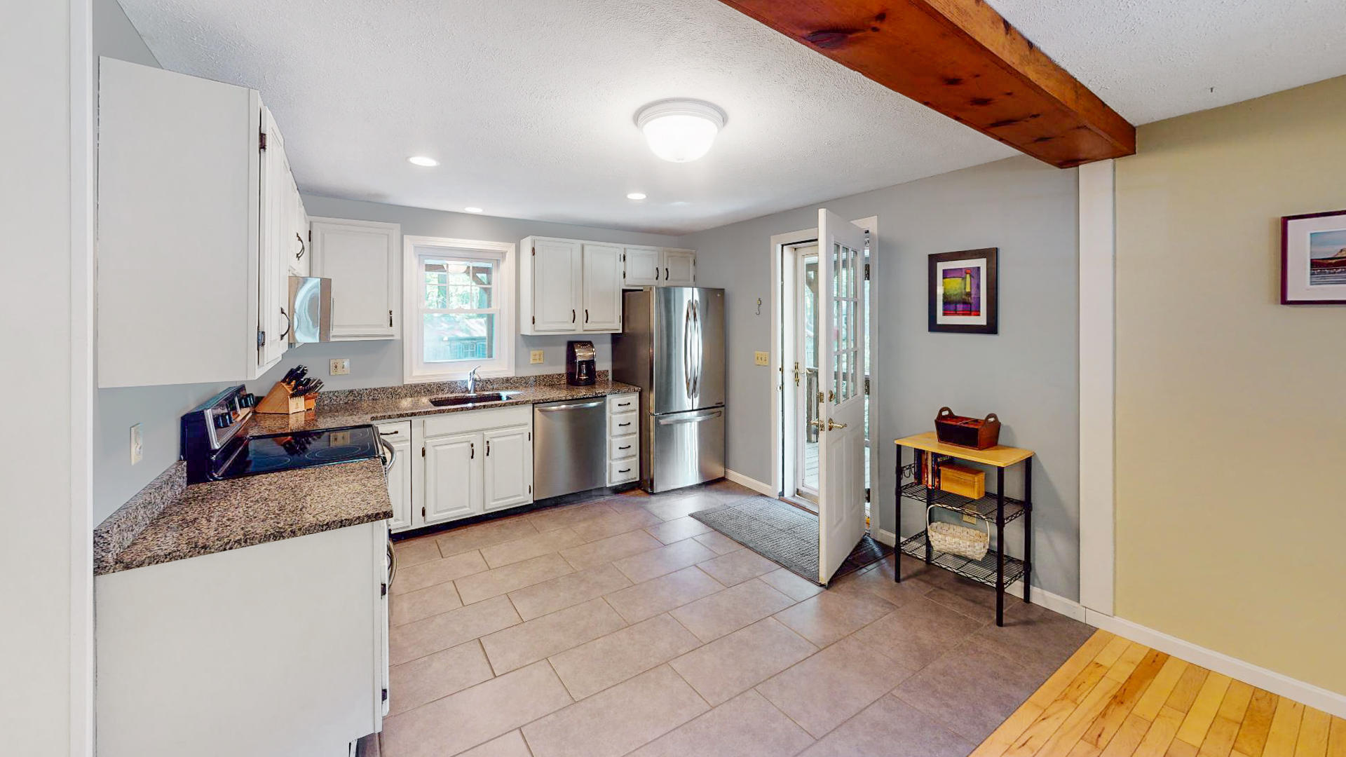 6-Clarkdale-Road-Kennebunk-Kitchen
