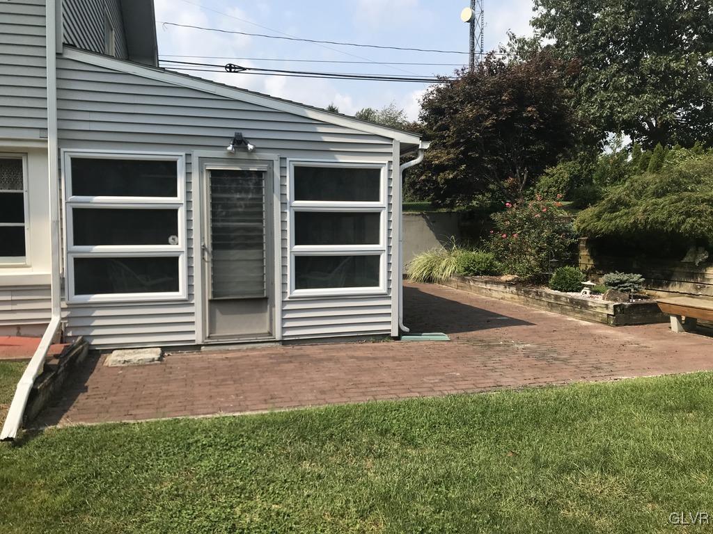 6938 Kernsville Road Orefield, PA 18069 - Photo 4 of 37 Gallery Image 4