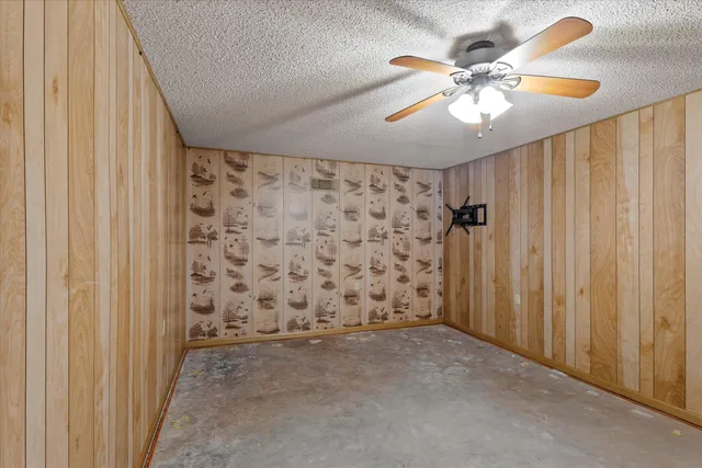 a room with a bed and a table