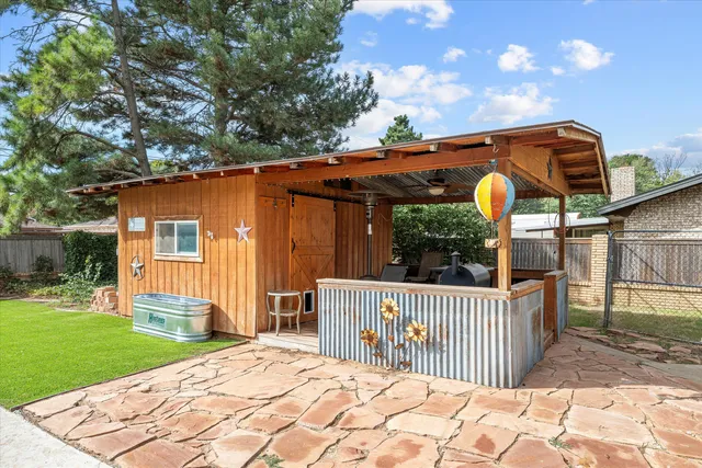 $450,000 | 116 East 26th Street, Littlefield, TX 79339