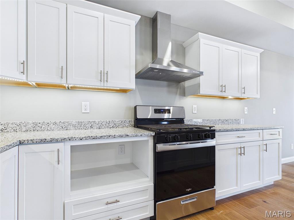 308 George Bush Boulevard Troy, IL 62294 - Photo 12 of 37