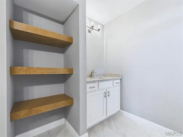 $519,900 | 308 George Bush Boulevard, Troy, IL 62294