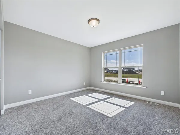 $519,900 | 308 George Bush Boulevard, Troy, IL 62294