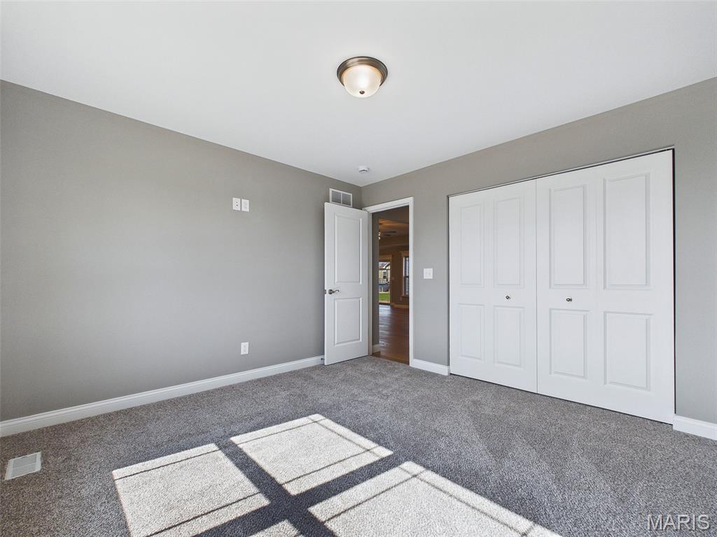 308 George Bush Boulevard Troy, IL 62294 - Photo 23 of 37