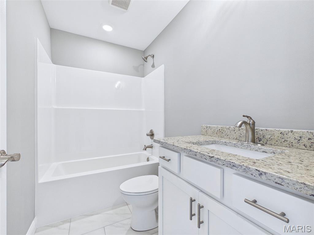 308 George Bush Boulevard Troy, IL 62294 - Photo 24 of 37