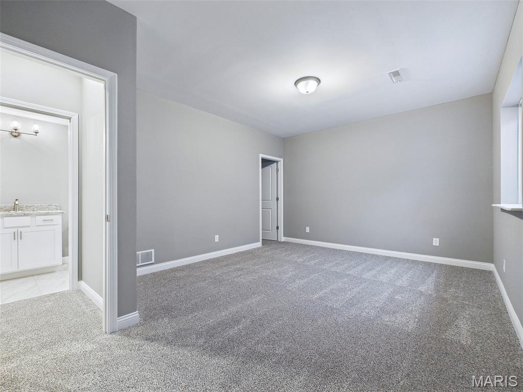 308 George Bush Boulevard Troy, IL 62294 - Photo 30 of 37