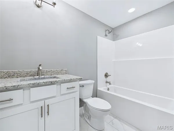 $519,900 | 308 George Bush Boulevard, Troy, IL 62294