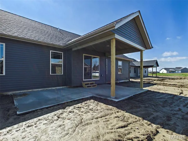 $519,900 | 308 George Bush Boulevard, Troy, IL 62294