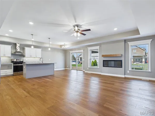 $519,900 | 308 George Bush Boulevard, Troy, IL 62294