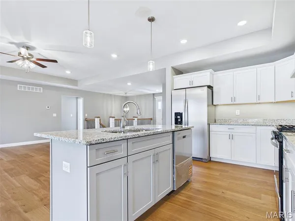 $519,900 | 308 George Bush Boulevard, Troy, IL 62294