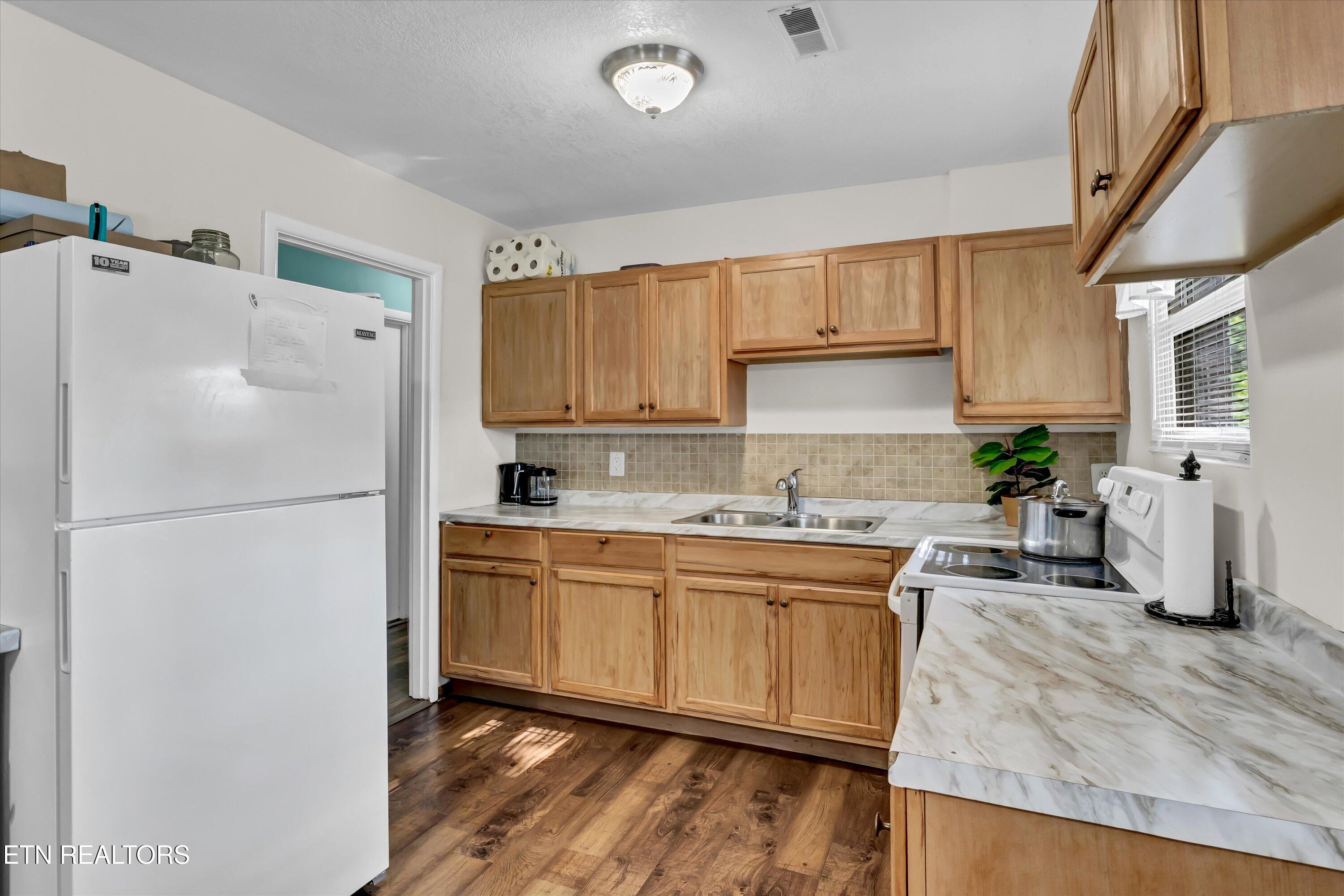 3720 Orangewood Road Northwest Knoxville, TN 37921 - Photo 12 of 25 09-3720 Orange Rd NW-9