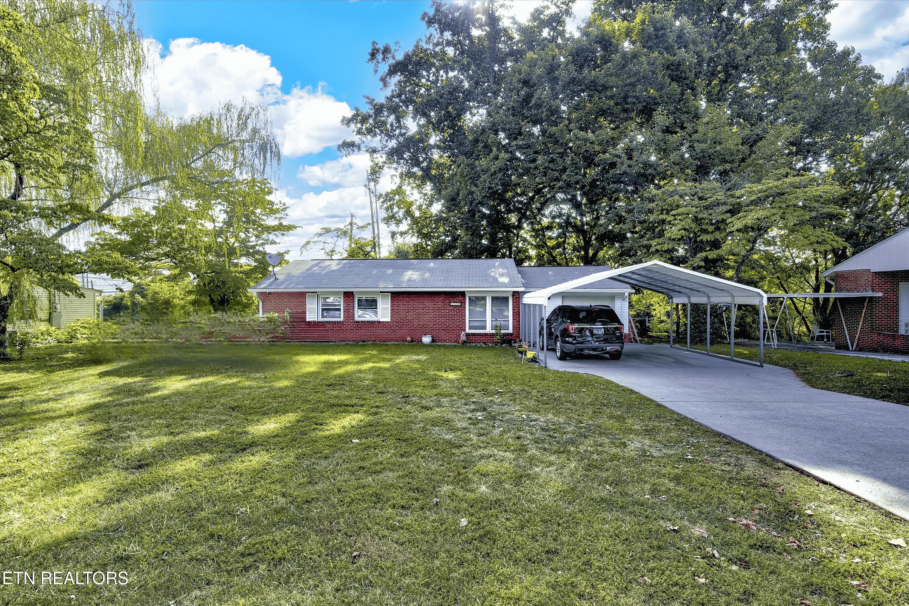 3720 Orangewood Road Northwest Knoxville, TN 37921 - Photo 2 of 25 Copy of Copy of Copy of Realtor.com