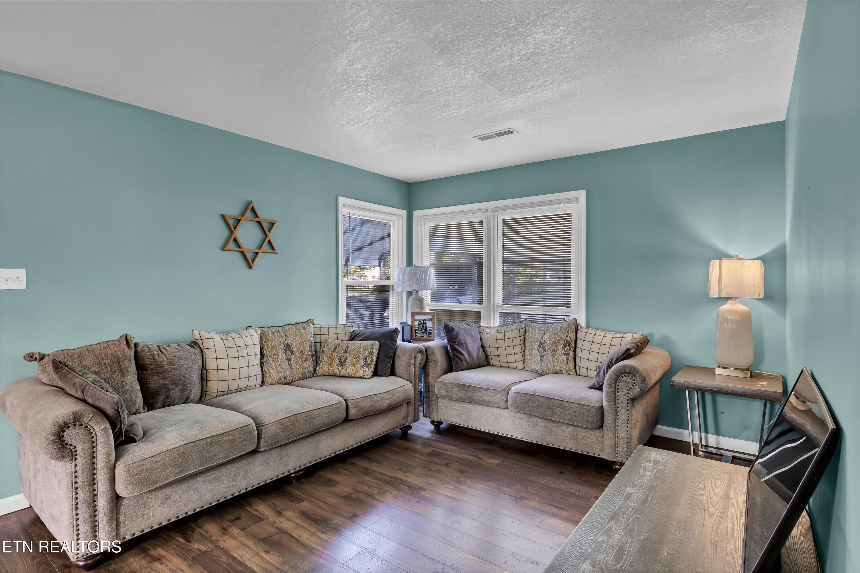 3720 Orangewood Road Northwest Knoxville, TN 37921 - Photo 7 of 25 06-3720 Orange Rd NW-6