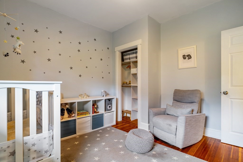 44 Temple Street Reading, MA 01867 - Photo 20 of 29