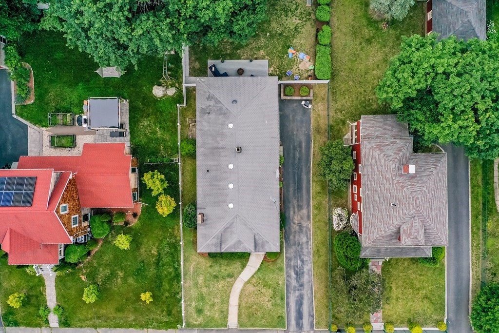 44 Temple Street Reading, MA 01867 - Photo 26 of 29