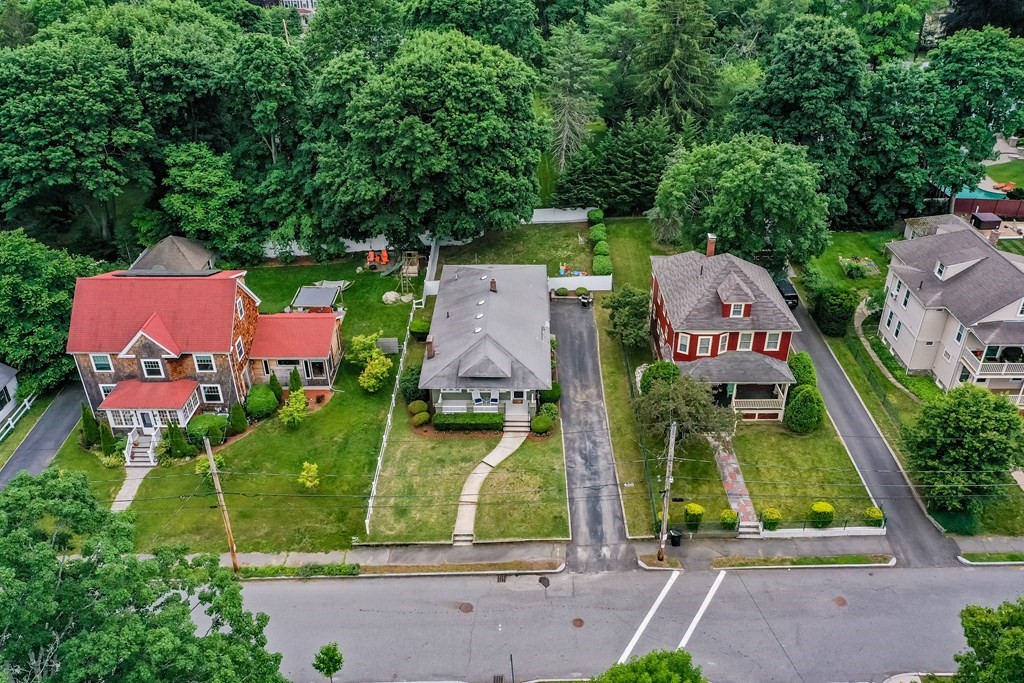 44 Temple Street Reading, MA 01867 - Photo 28 of 29