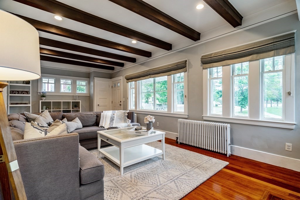 44 Temple Street Reading, MA 01867 - Photo 5 of 29