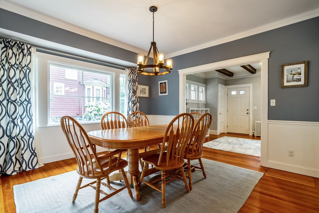 44 Temple Street Reading, MA 01867 - Photo 6 of 29