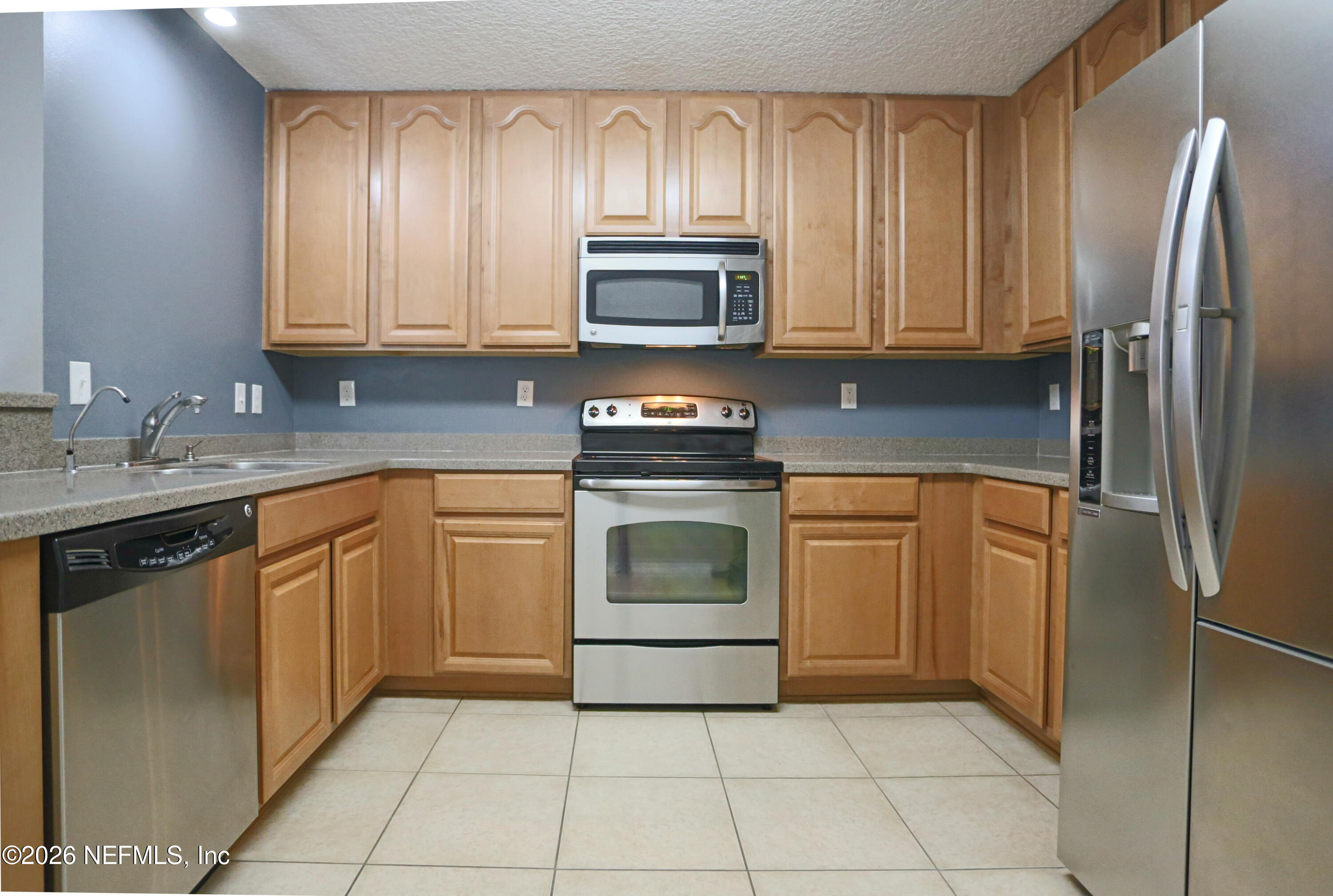 904 Golden Lake Loop St. Augustine, FL 32084 - Photo 5 of 43 Kitchen