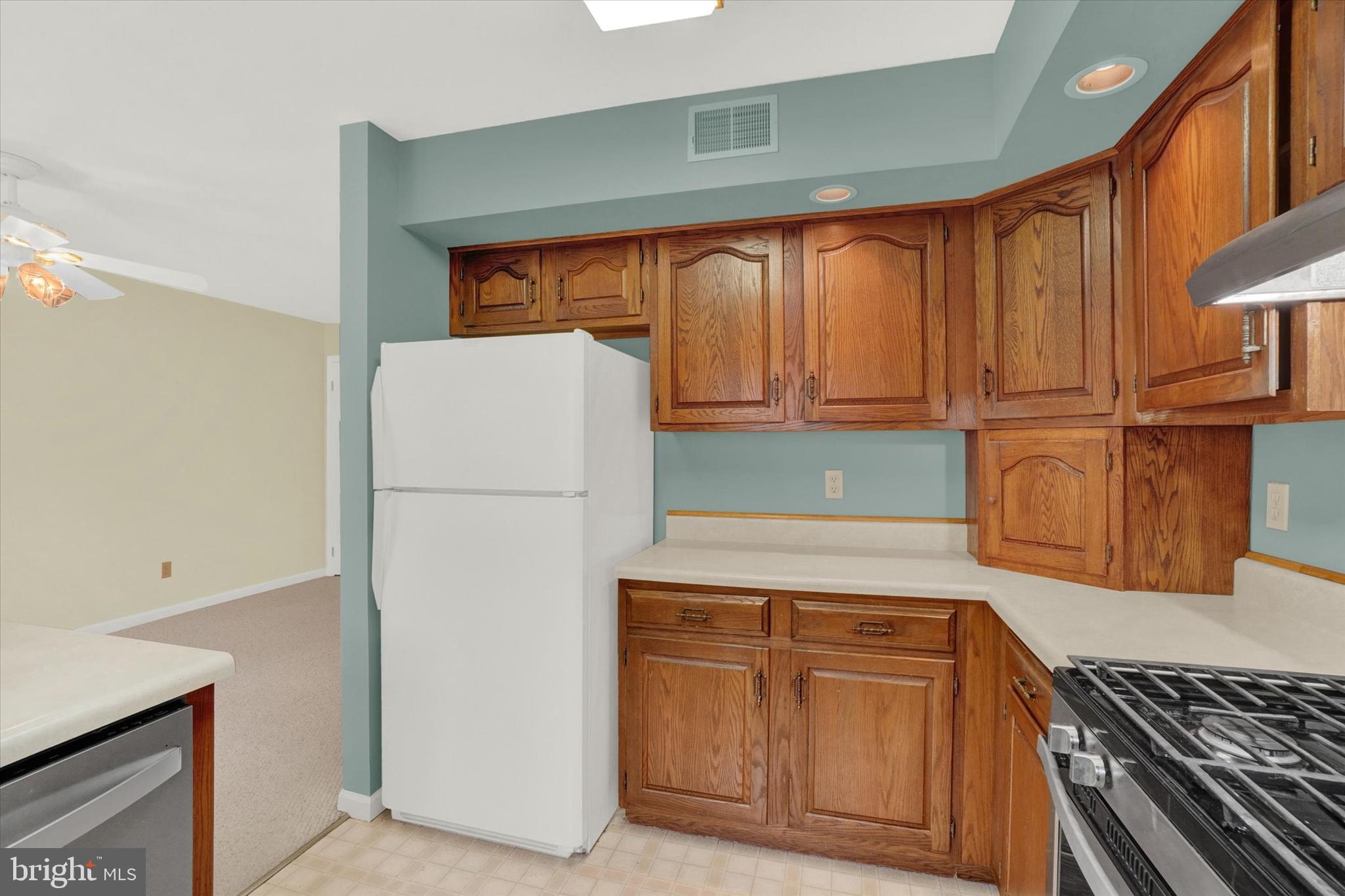 908 Chambers Ridge, Unit 908 York, PA 17402 - Photo 11 of 26 Gallery Image 11