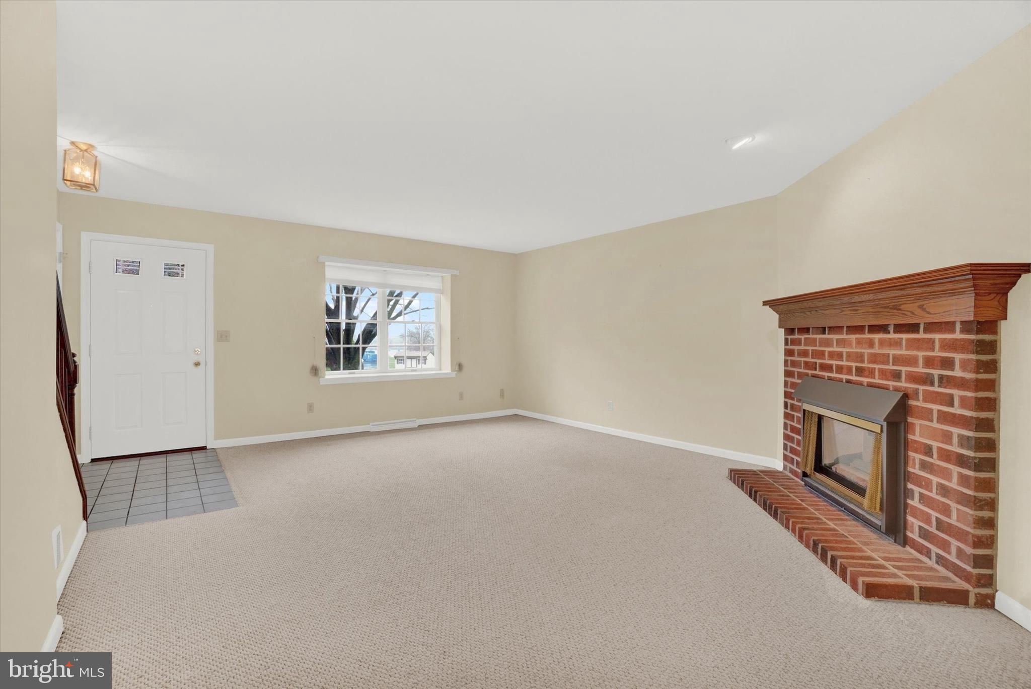 908 Chambers Ridge, Unit 908 York, PA 17402 - Photo 4 of 26 Gallery Image 4