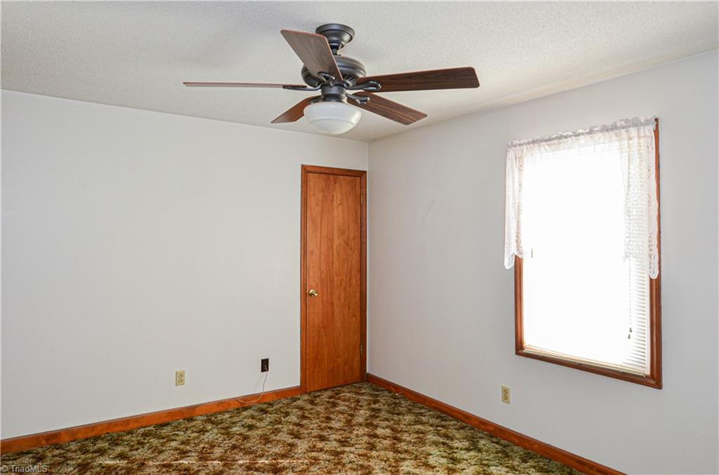 6700 Walnut Cove Road Walkertown, NC 27051 - Photo 15 of 50 Gallery Image 15
