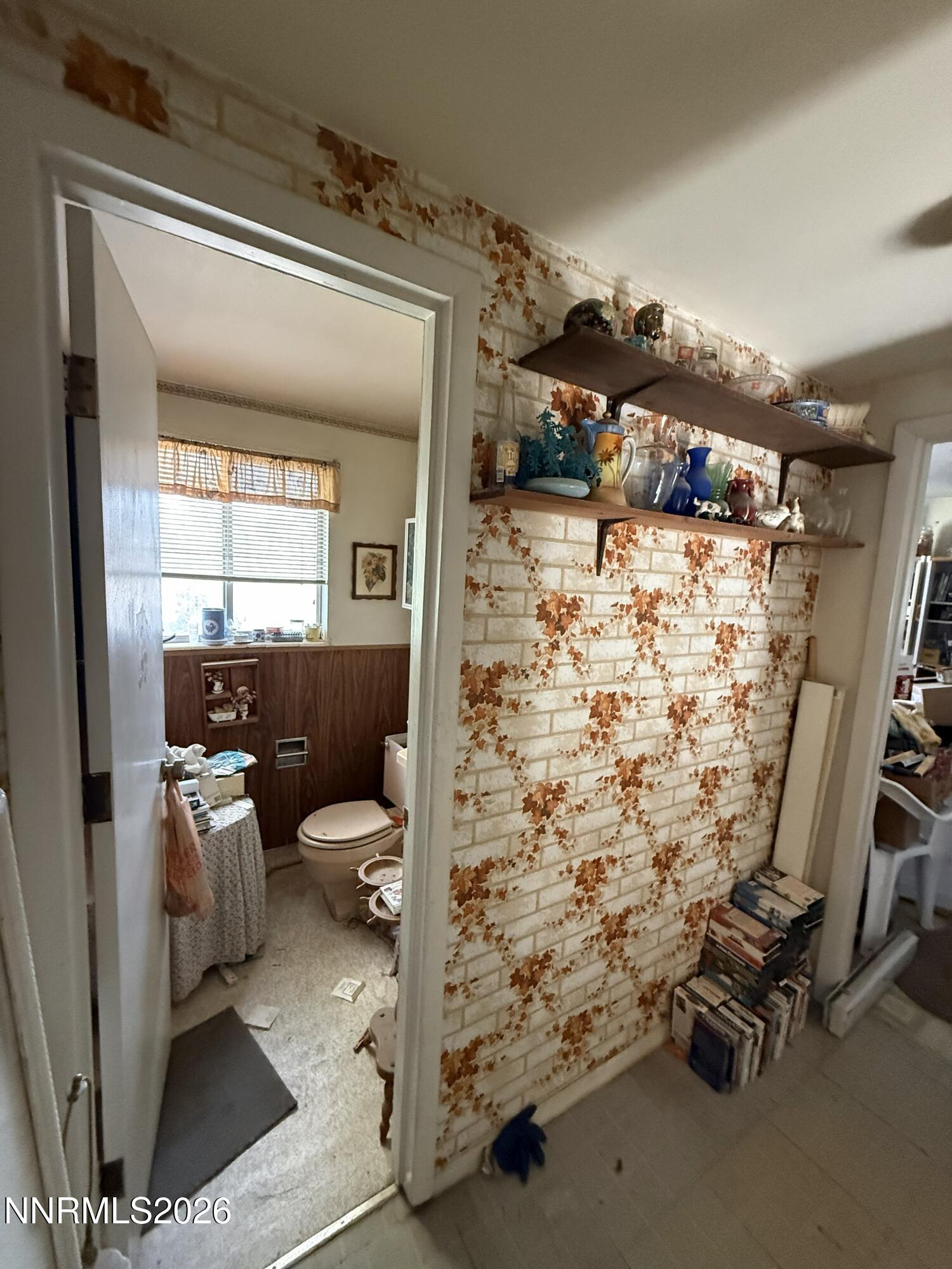 1801 Hawthorne Road Reno, NV 89502 - Photo 13 of 21 IMG_0361