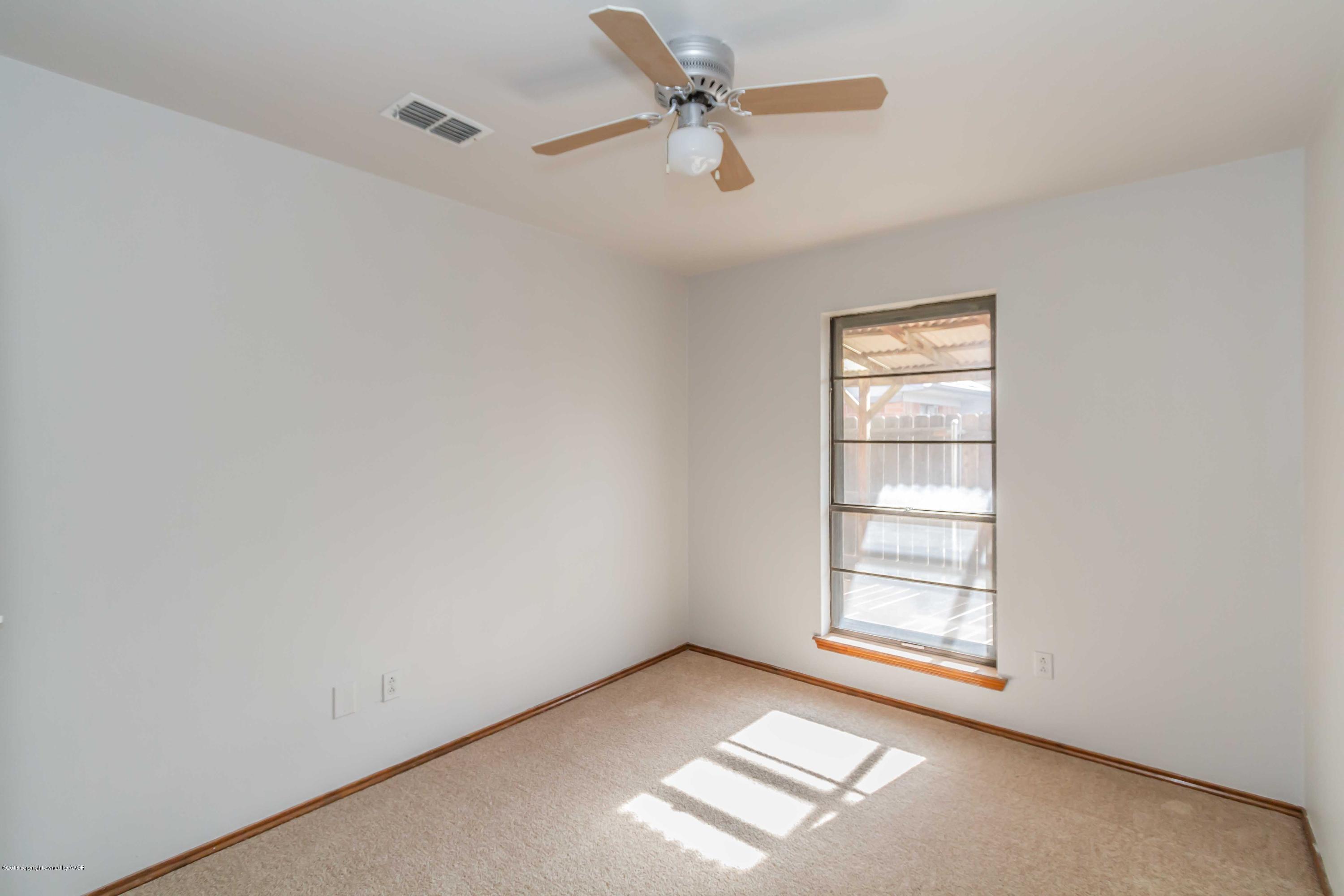 5311 Susan Drive Amarillo, TX 79110 - Photo 22 of 29 BEDROOM 2 VIEW 4