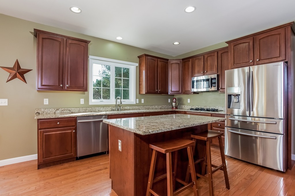 511 Raymond Road Plymouth, MA 02360 - Photo 1 of 30 Gallery Image 1