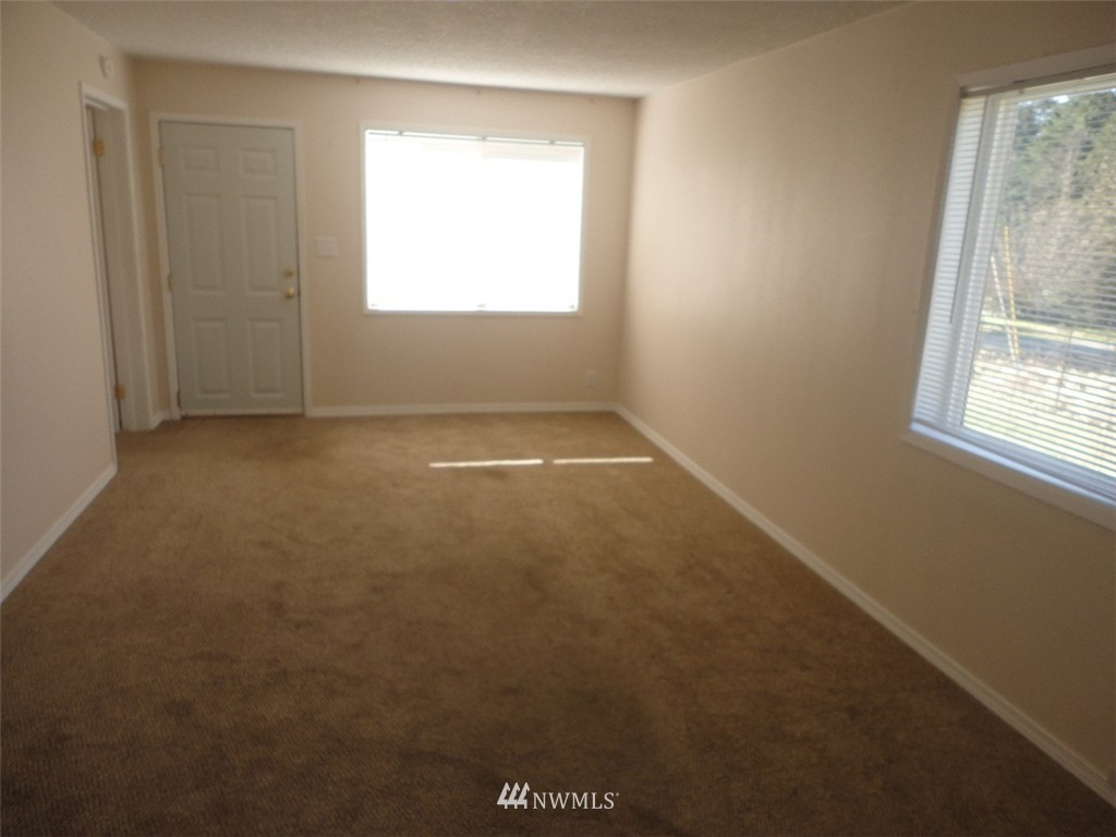 16909 Newberg Road Snohomish, WA 98290 - Photo 5 of 16