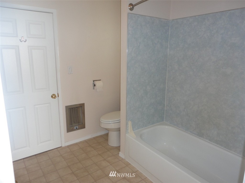 16909 Newberg Road Snohomish, WA 98290 - Photo 7 of 16