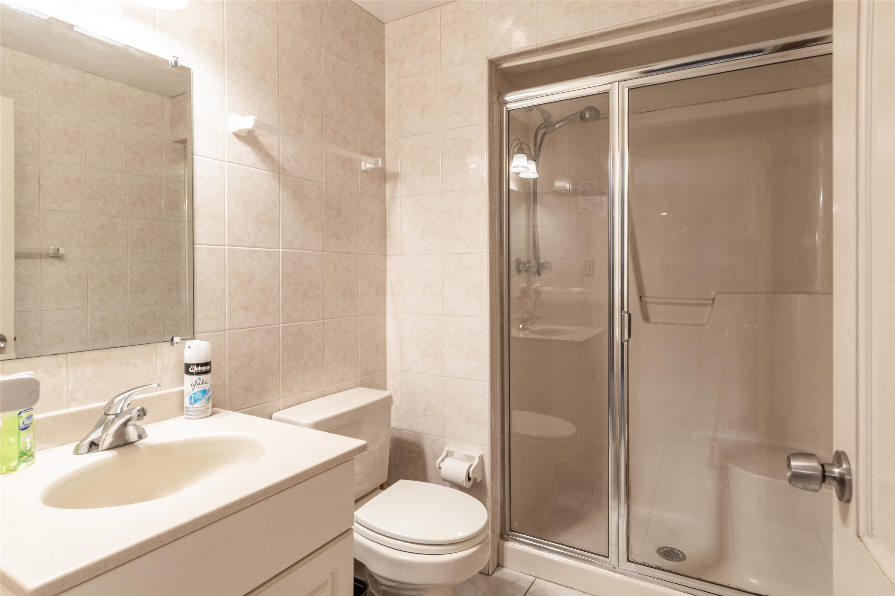 162 Reed Street Manchester, NH 03102 - Photo 15 of 22