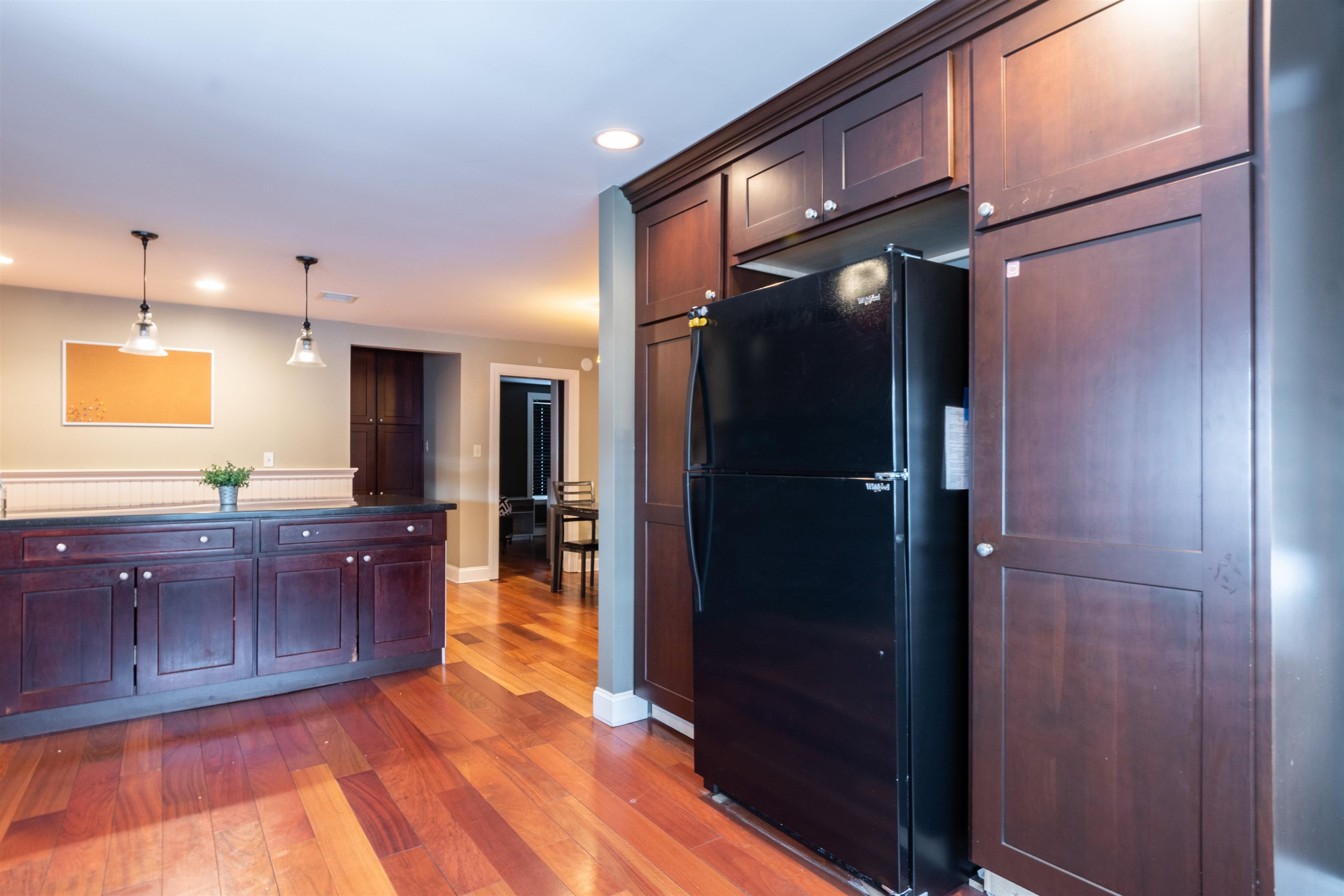 162 Reed Street Manchester, NH 03102 - Photo 5 of 22