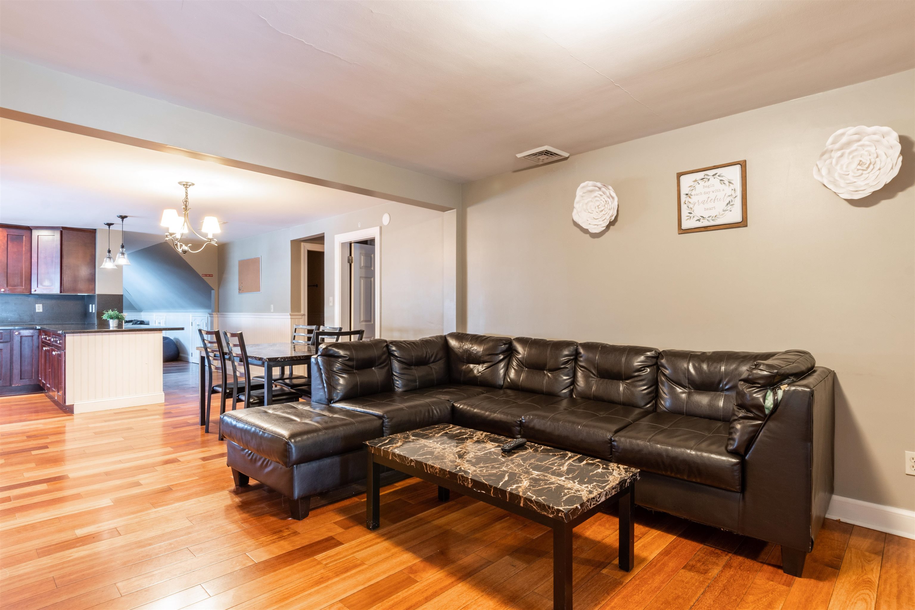 162 Reed Street Manchester, NH 03102 - Photo 8 of 22