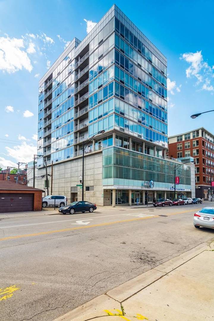 24 South Morgan Street, Unit 404 Chicago, IL 60607 - Photo 1 of 13