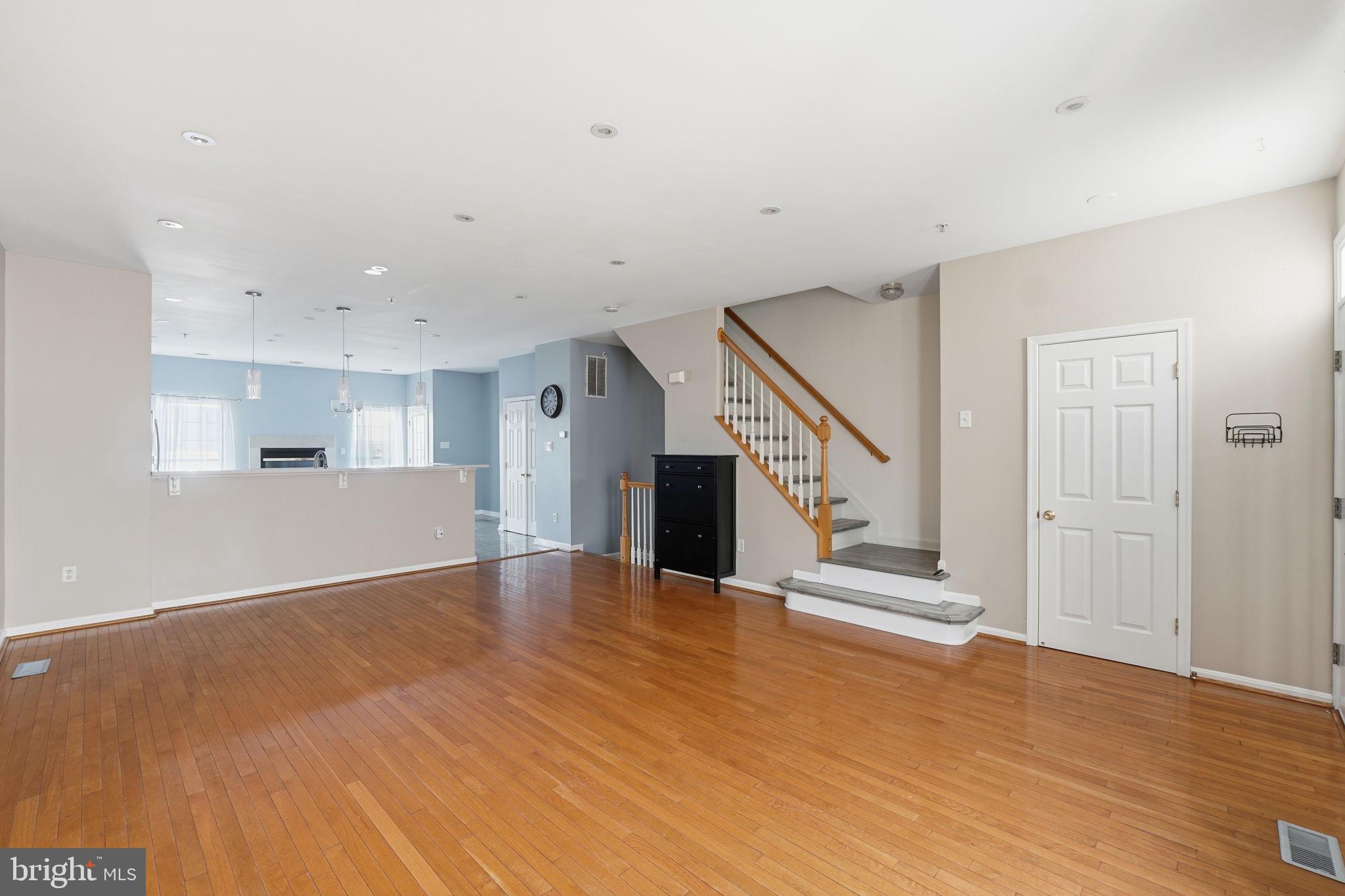 554 Ellison Court Frederick, MD 21703 - Photo 3 of 35