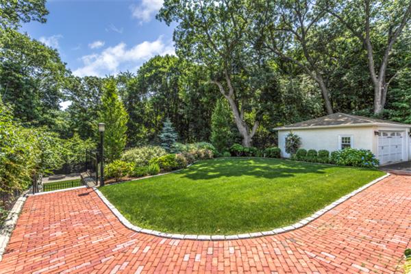 134 Upland Road Newton, MA 02468 - Photo 28 of 30
