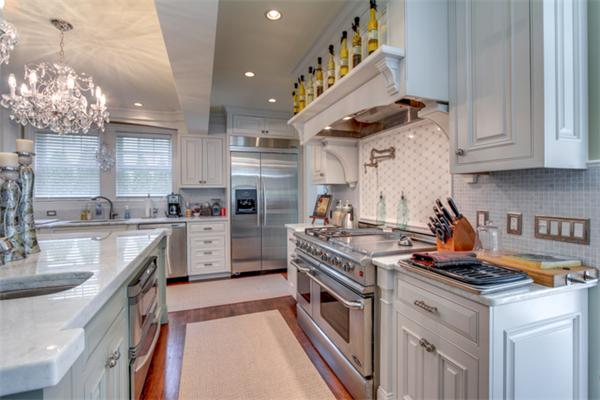 134 Upland Road Newton, MA 02468 - Photo 10 of 30