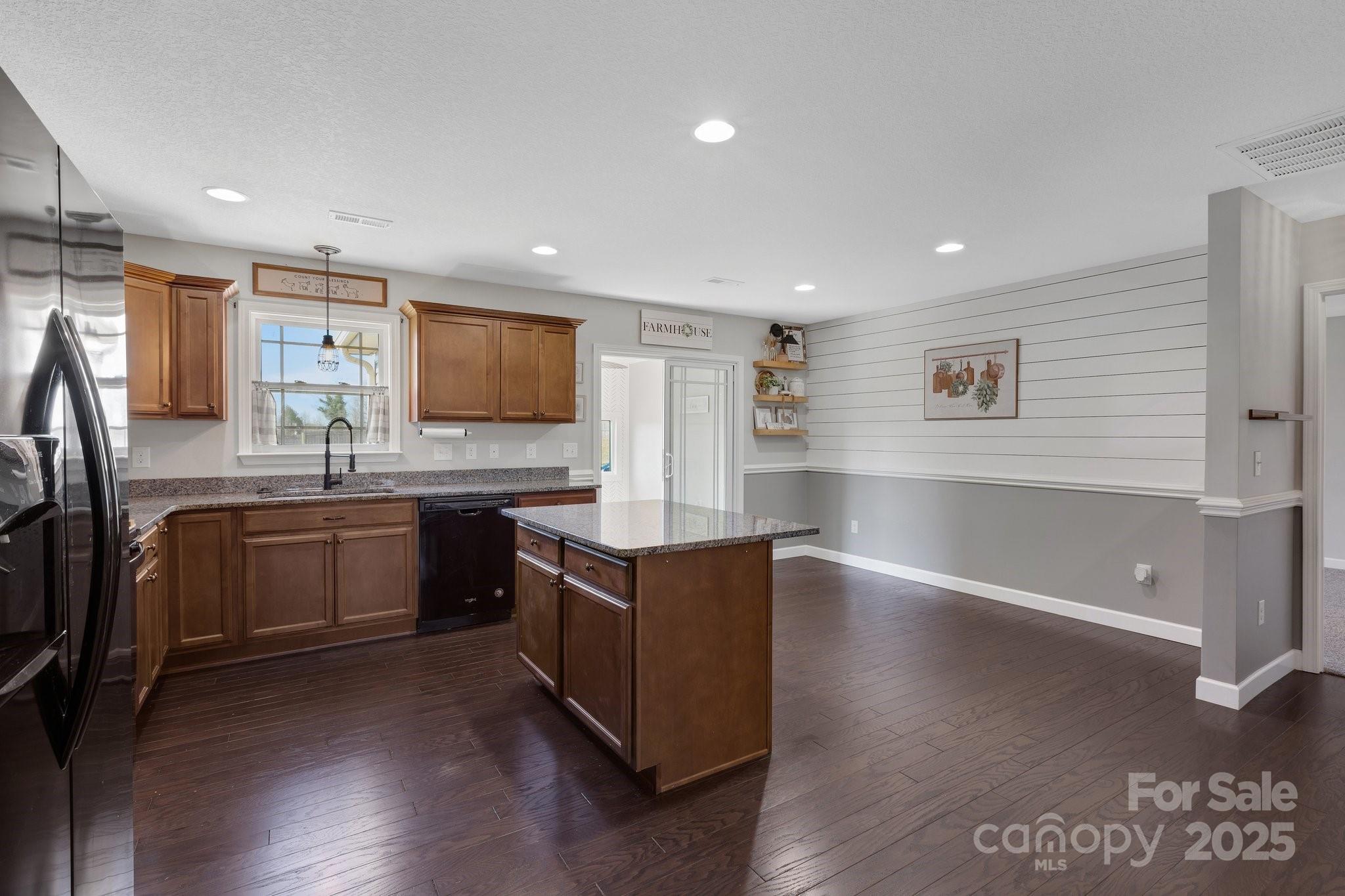 3141 Rainbow Lake Road Inman, SC 29349 - Photo 8 of 38