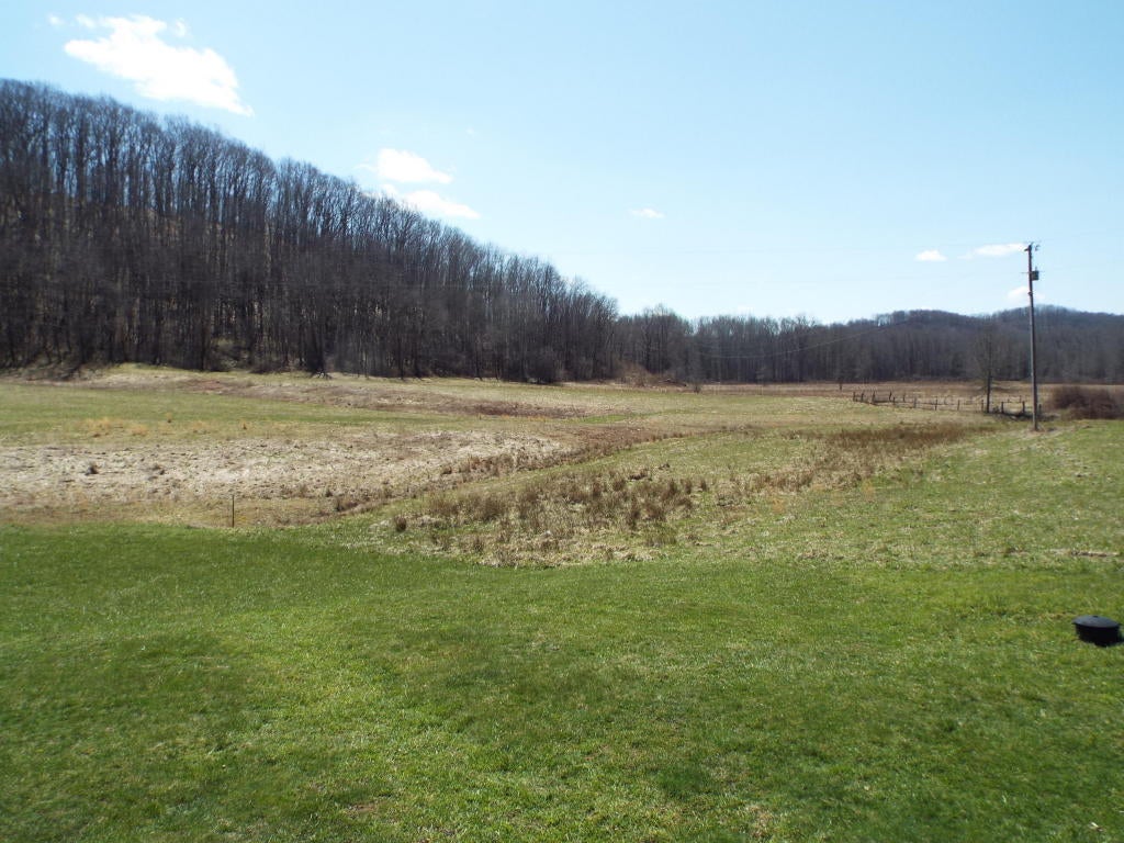 897 Run Road Alderson, WV 24910 - Photo 31 of 32 Gallery Image 31