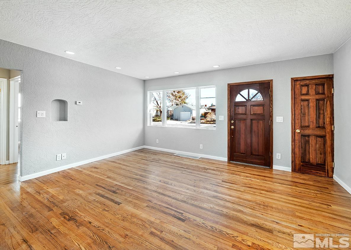 2161 Riviera Street Reno, NV 89509 - Photo 3 of 19 Photo 3