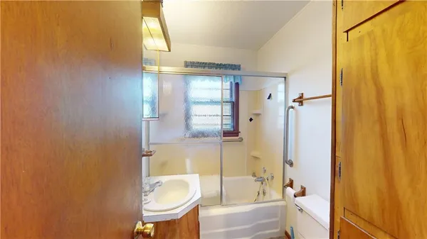 $1 | 710 West Ewing Street, Nevada, MO 64772