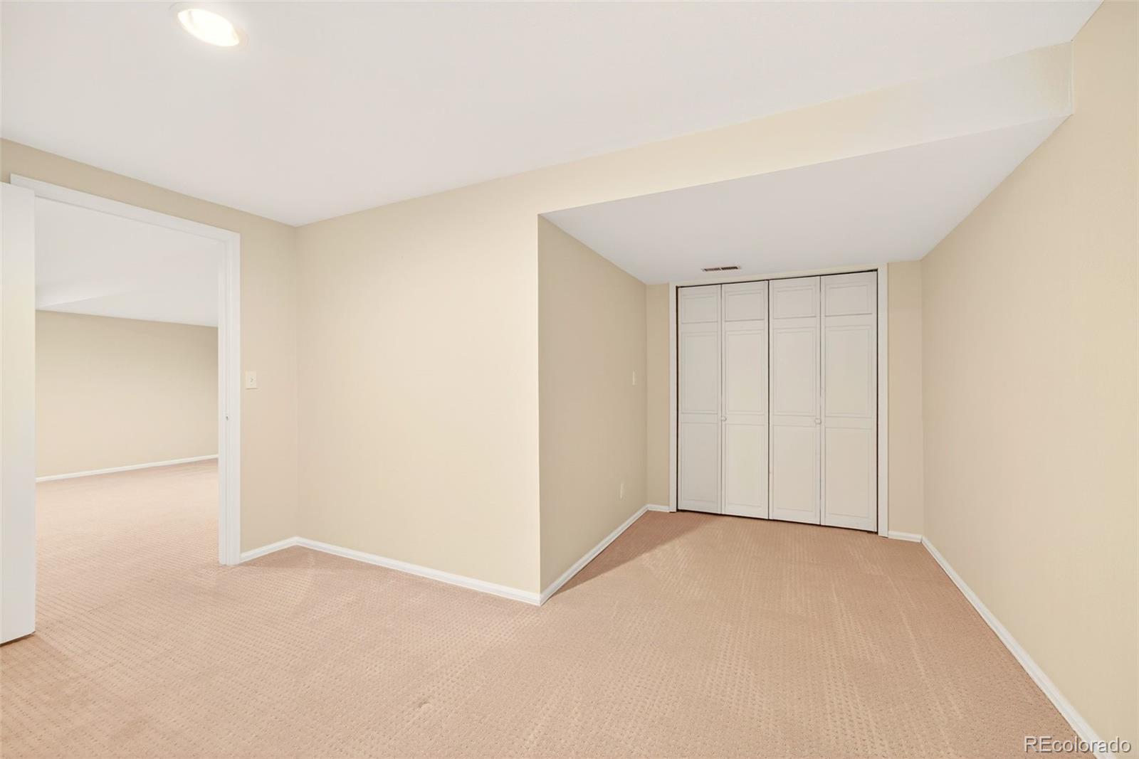8852 Chestnut Hill Lane Highlands Ranch, CO 80130 - Photo 29 of 38 a view of an empty room