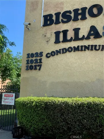 a view of a golf course with a garden