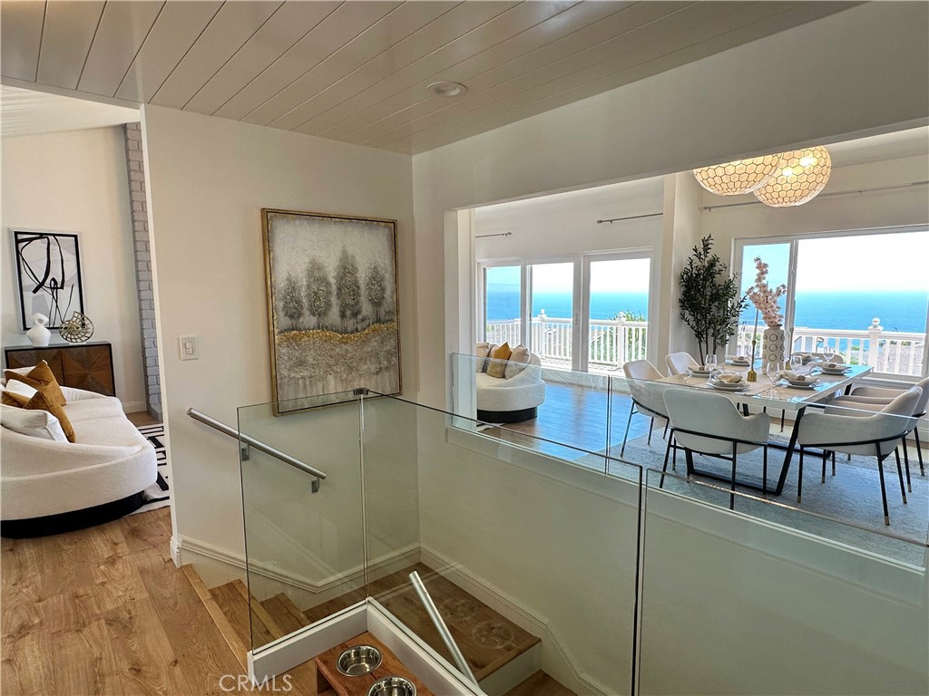30902 Rue De La Pierre Rancho Palos Verdes, CA 90275 - Photo 21 of 66 Glass railing at top floor