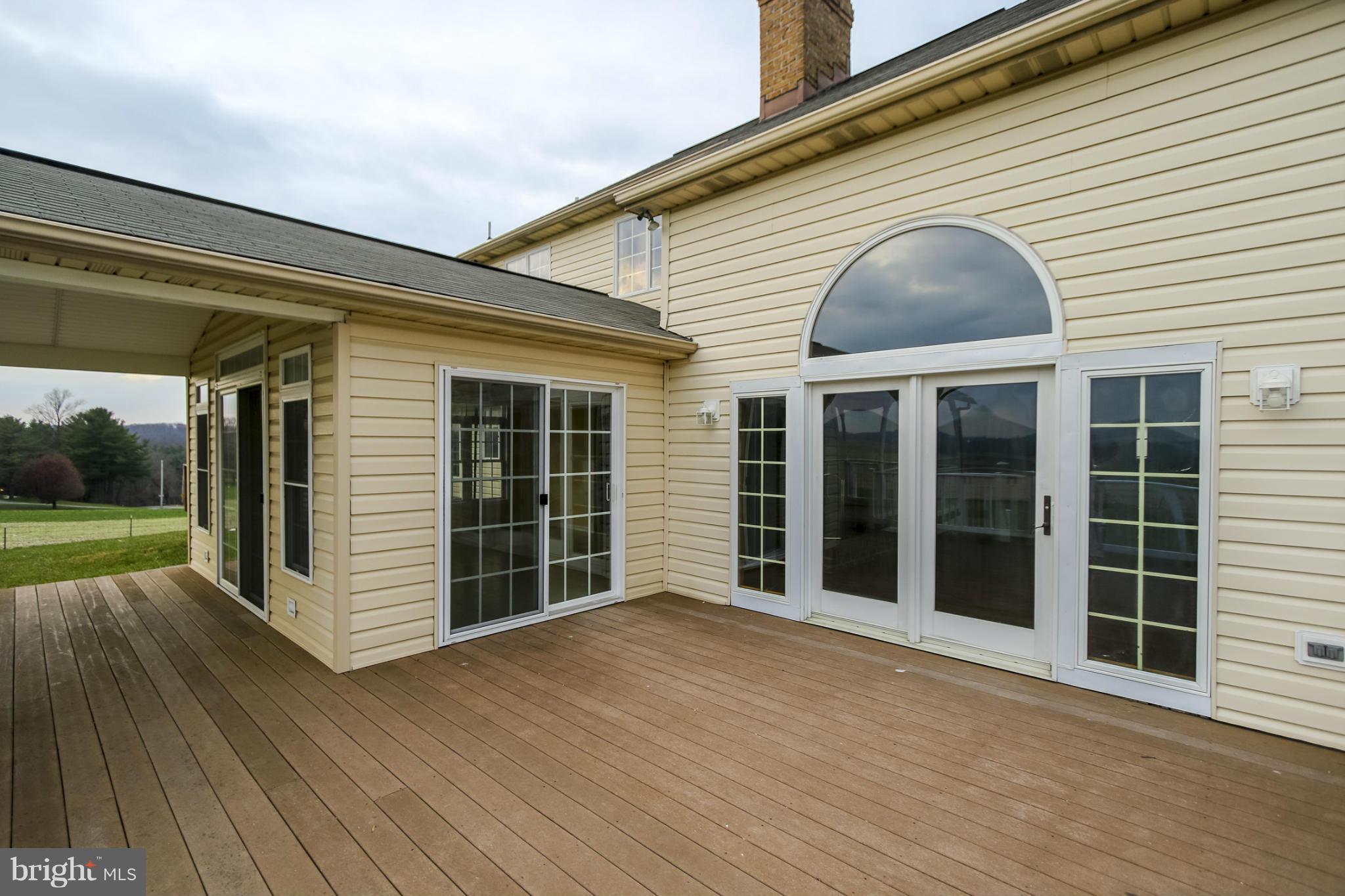 3030 Nicodemus Road Westminster, MD 21157 - Photo 27 of 30 Exterior (Rear)