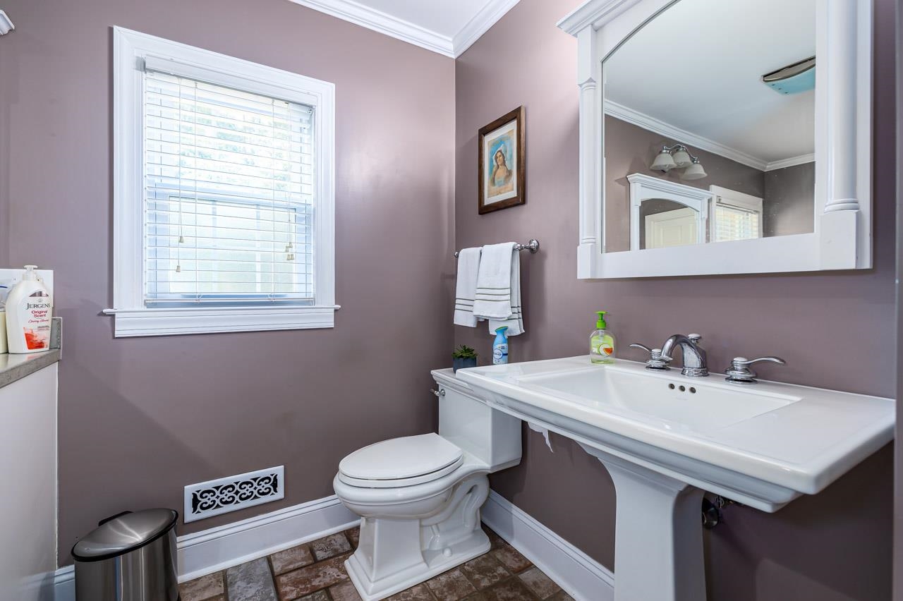 655 Keezletown Road Harrisonburg, VA 22802 - Photo 13 of 56 Gallery Image 13