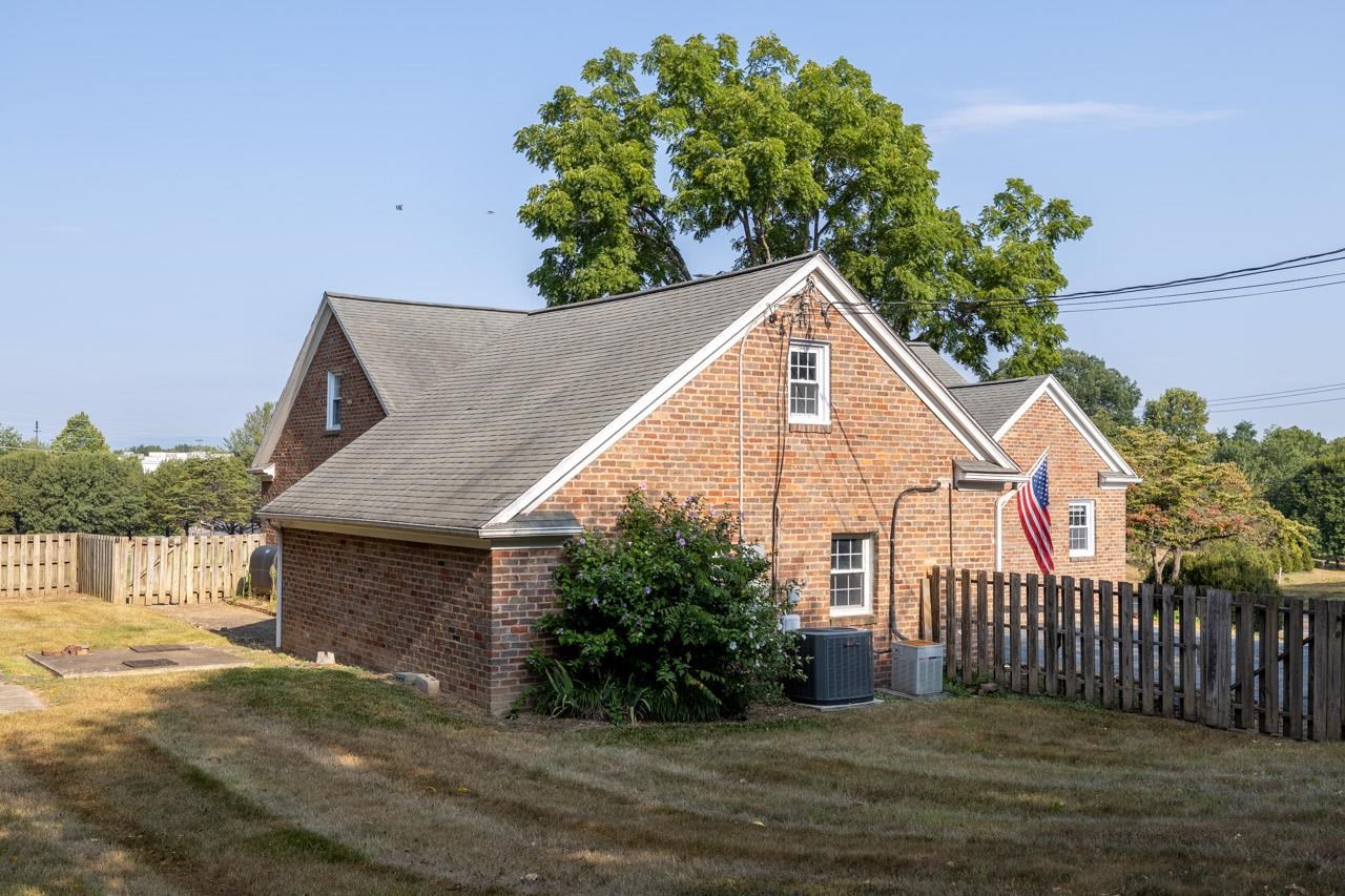 655 Keezletown Road Harrisonburg, VA 22802 - Photo 31 of 56 Gallery Image 31